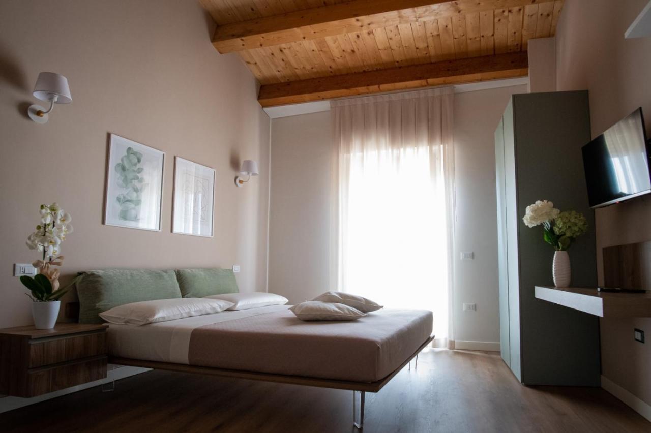 Dimora Donna Dora - Albergo Diffuso San Martino in Pensilis Экстерьер фото